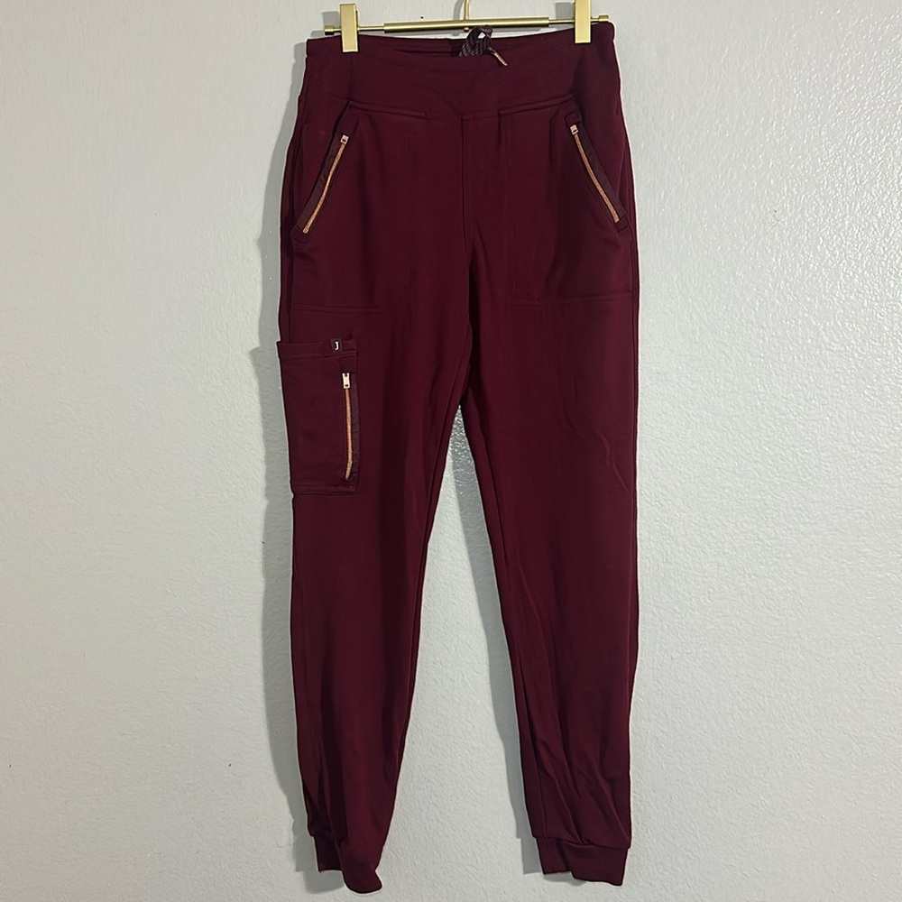 Jaanuu women’s joggers wine Sz small